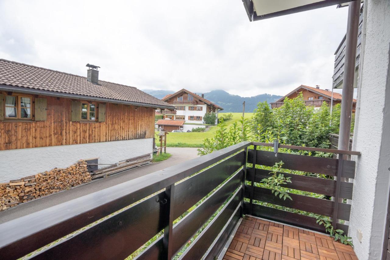 Alpengluehen Apartment Ofterschwang Exterior photo